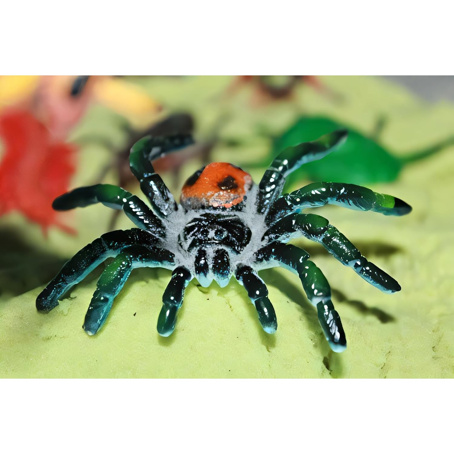Insect Figures 16 Piece Bug Play Set